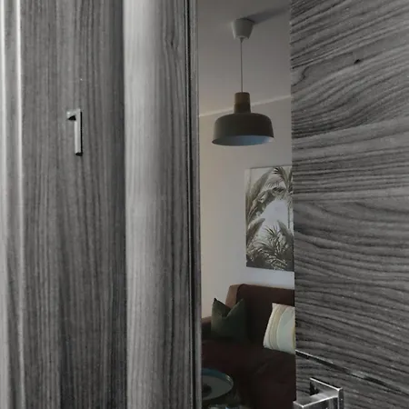 公寓 Lovely Next To Bus Terminus *