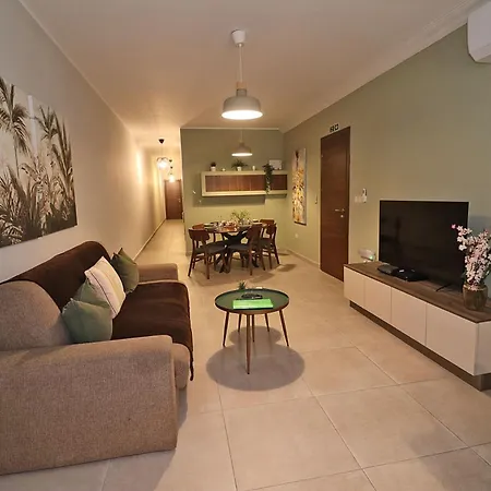 Lovely 3br Next To Bus Terminus Sleeps8 San Pawl il-Baħar