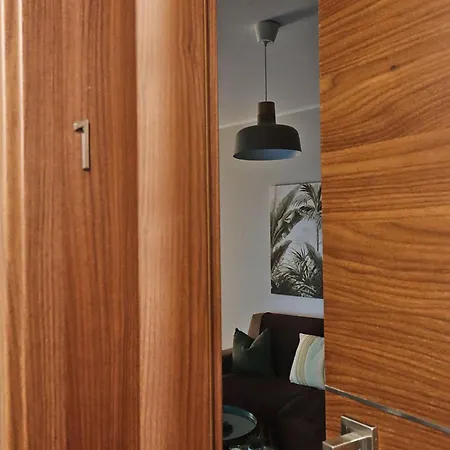 公寓 Lovely Next To Bus Terminus