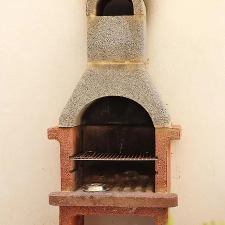 Lovely Next To Bus Terminus St. Paul's Bay