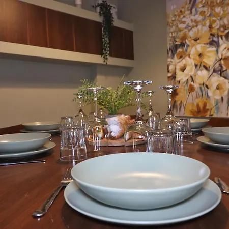 公寓 Lovely Next To Bus Terminus