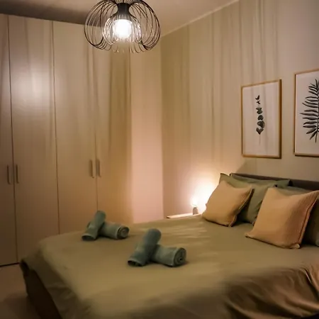 Lovely 3br Next To Bus Terminus Sleeps8 * St. Paul's Bay
